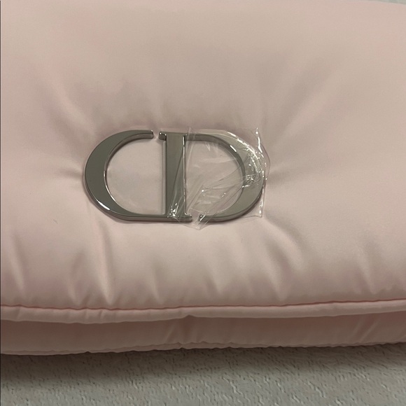 Dior Pink Clutch with Silver Logo - Picture 3 of 8